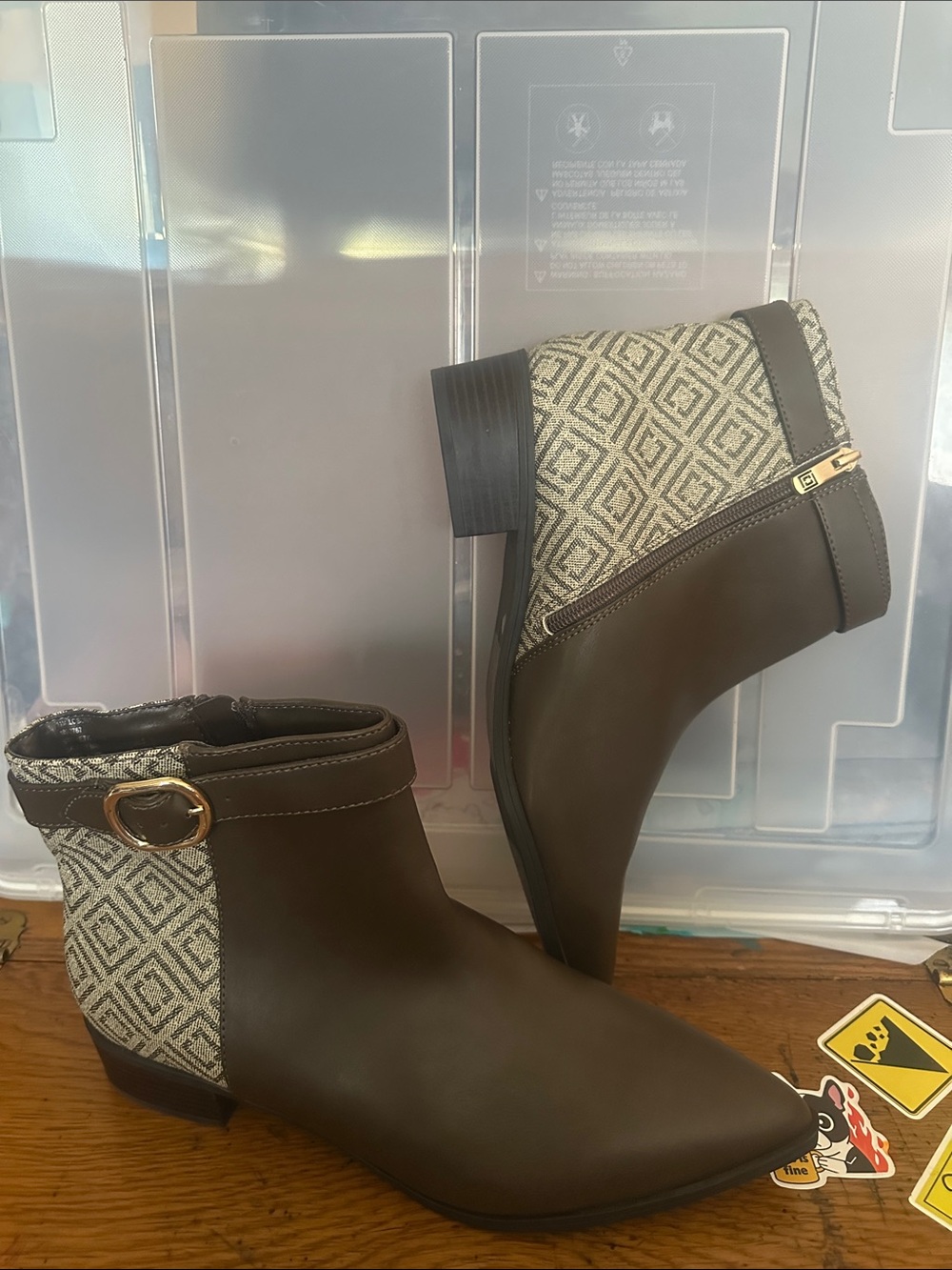 Liz Claiborne Brown Patterned Ankle Boots - Stylish Comfort size 11